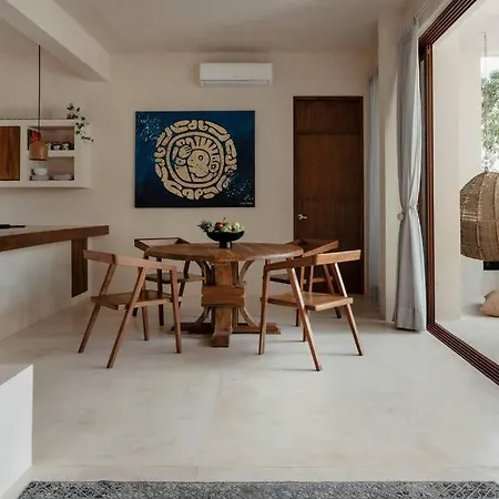 Apartment Jungle Luxe: Private Hottub, Terrace - Holistika