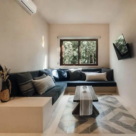 Jungle Luxe: Private Hottub, Terrace - Holistika Apartment Tulum