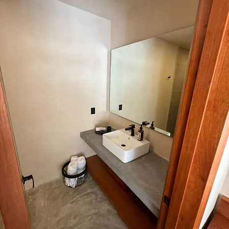 Talulah Living Aparthotel