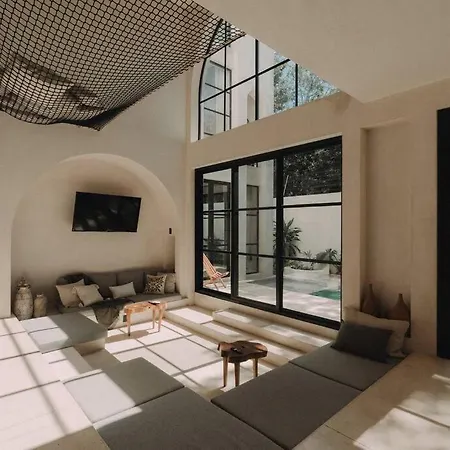 De Luz 4 Bedrooms & 2 Private Pools Villa