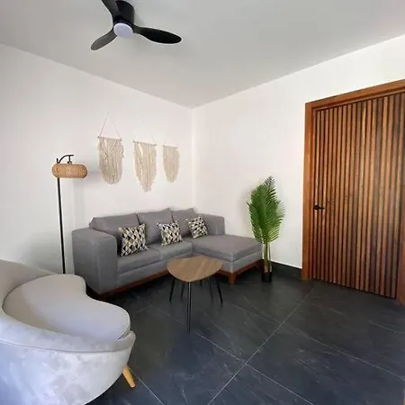 ¡new 4br With Priv Jacuzzi! Villa