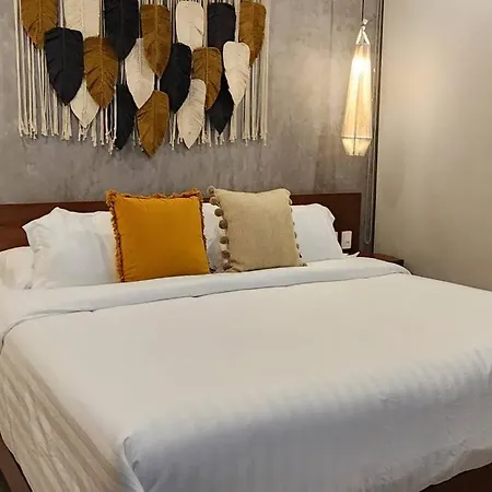 Con Terraza, Pileta Y Bano Completo Tulum