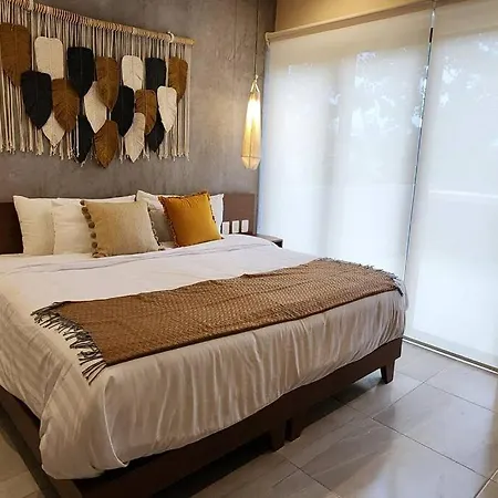 Apartment Con Terraza, Pileta Y Bano Completo