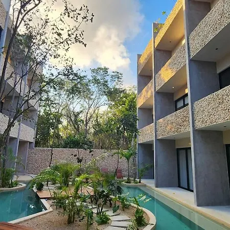 Con Terraza, Pileta Y Bano Completo Apartment *