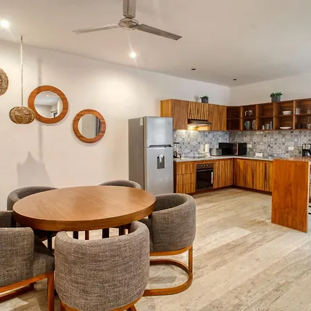 Mareas E2 At Aldea Zama Apartment