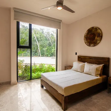 Apartment Oasis *