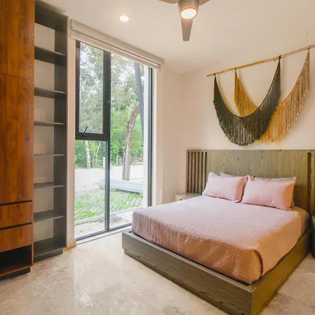Oasis Apartment