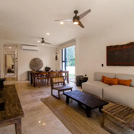 Apartment Oasis