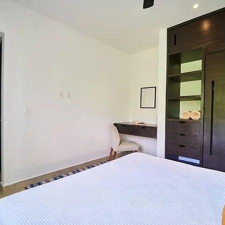 Serene Private Rooftop Jacuzzi Penthouse 2 Pools 5 Min To + Gym Apartamento Tulum