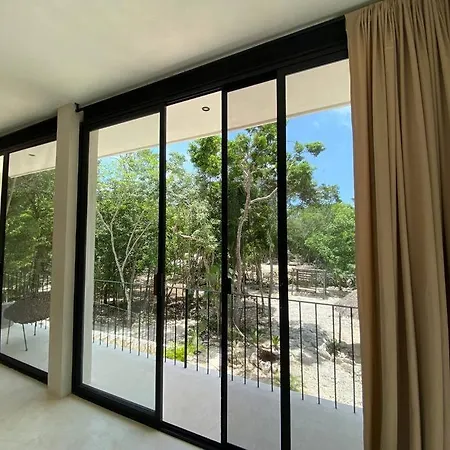 Private Cenote 18 Guests Luxury Jungle * Tulum