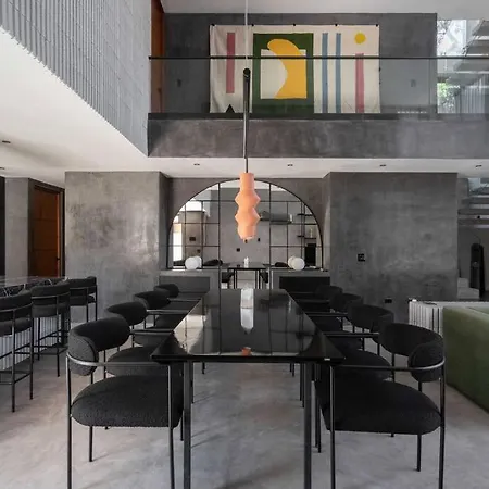 Luxury 3br House Rooftop Pool In Prime Area *