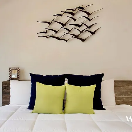 3br Exclusive Townthouse Private Rooftop Pool Holiday home *