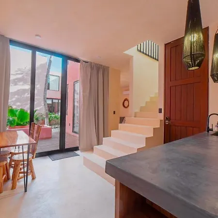 Apartment Pool Mayan Culture 2bd Beachlife *