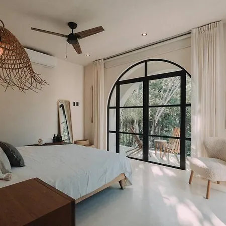 De Luz 4 Bedrooms & 2 Private Pools *