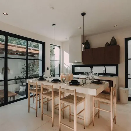 De Luz 4 Bedrooms & 2 Private Pools Villa *
