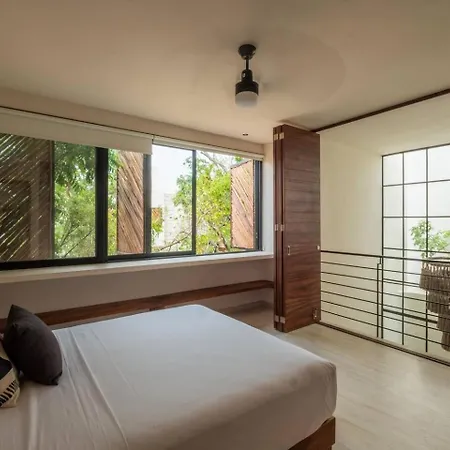 Premium House In A Gated Community Of La Veleta With 2 Private Pools, Backyard And Outdoor Seating Holiday home