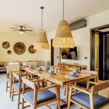 Villa Tropical House For 12 People & 2 Pools In La Veleta, Tulum