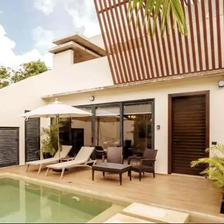 Tropical House For 12 People & 2 Pools In La Veleta,