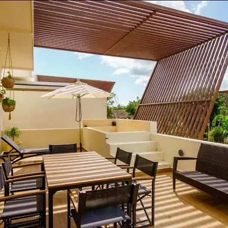 Tropical House For 12 People & 2 Pools In La Veleta, Villa *