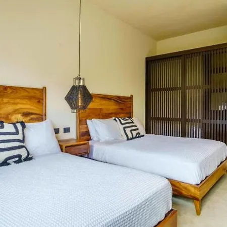 Villa Tropical House For 12 People & 2 Pools In La Veleta, Tulum