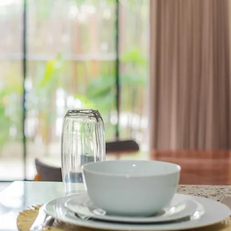 Downtown Penthouse With Private Pool, Rooftop Pool And Gym, Short Distance From Beaches, Restaurants & Nightlife *