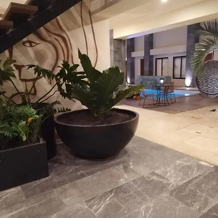 Talulah Living Aparthotel *