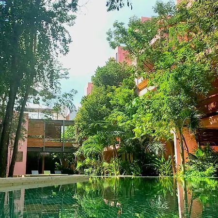 Aldea Zama Gem / Stylish Retreat 1250sqft / 116sqm Apartment Tulum