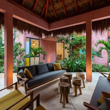 Aldea Zama Gem / Stylish Retreat 1250sqft / 116sqm Apartment *