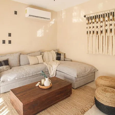 Mayan Apartment *