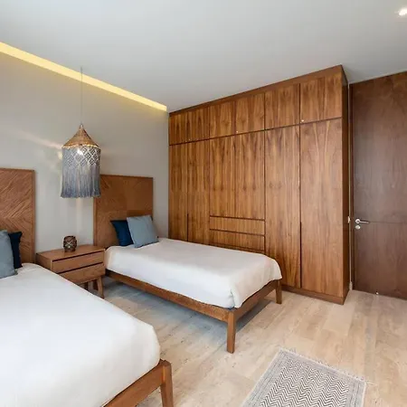 New 2 Bd With Private Balcony Apartment