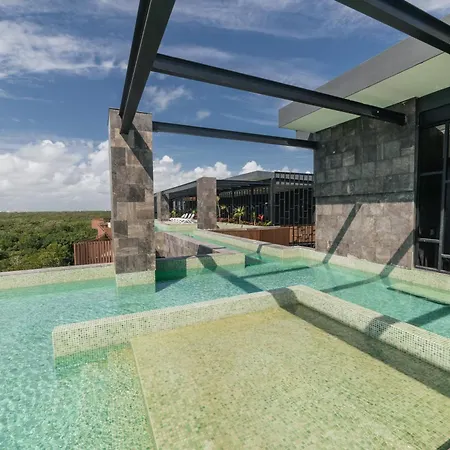 2 Rec/hotel Area/infinity Pool-301d
