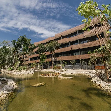 2 Rec/hotel Area/infinity Pool-301d Tulum