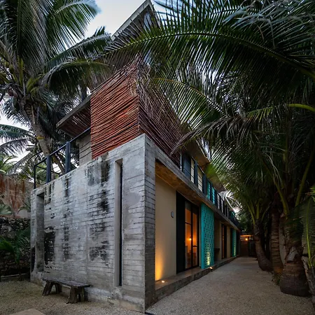 Hotel Tropicalito *