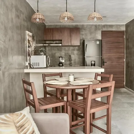 Apartment Boho Bliss: 2 Bd W/ Private Pool