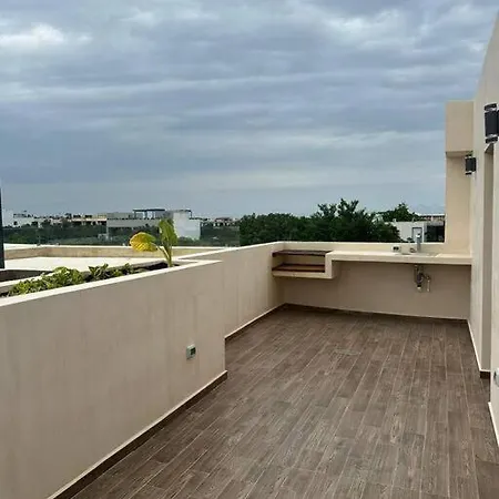 Boho Bliss: 2 Bd W/ Private Pool *