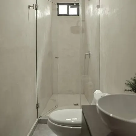 Boho Bliss: 2 Bd W/ Private Pool Apartment *