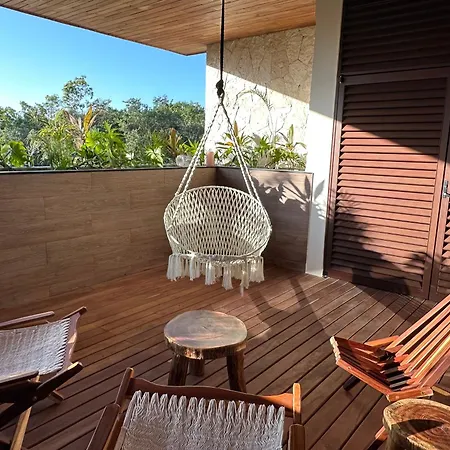 Jungle Beach Sanctuary: Luxury Living