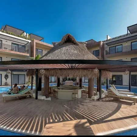 Apartment -spacious-modern-luxury-comfort-quiet Area *