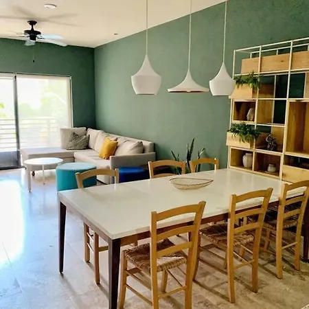 Apartment -spacious-modern-luxury-comfort-quiet Area *