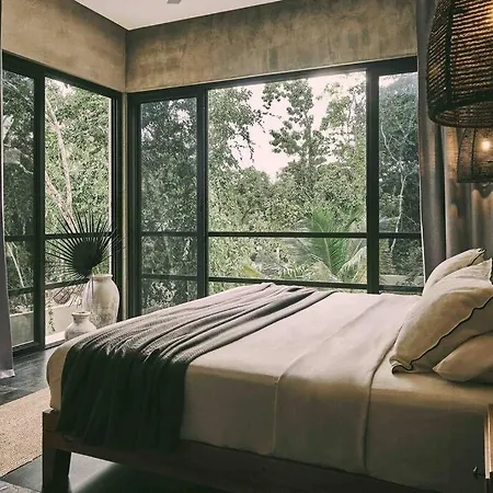 Kuotoch Jungle Retreat-chef & Yacht Villa *