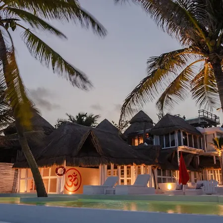 12br Beachfront Private With Infinity Pool By Solmar Tulum