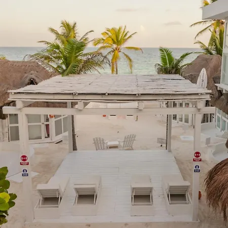12br Beachfront Private With Infinity Pool By Solmar