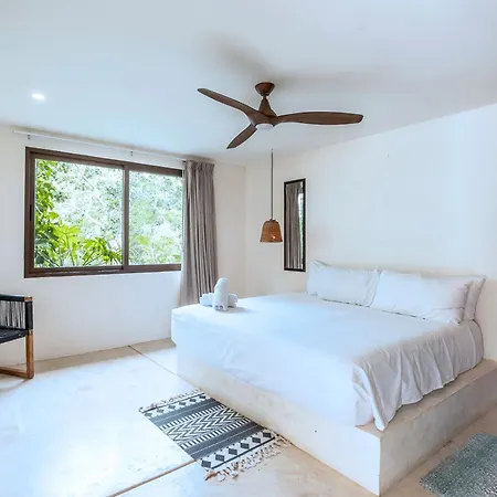 Villa *entire Private W/pool & Rooftop* *
