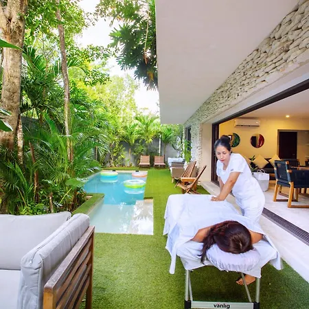 *entire Private W/pool & Rooftop* * Tulum