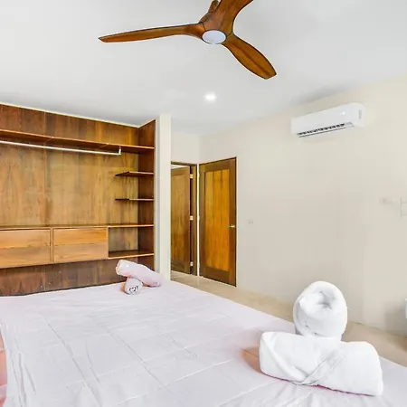 *entire Private W/pool & Rooftop* Villa Tulum