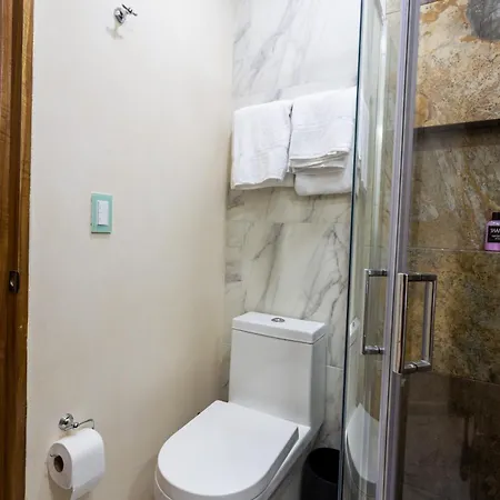 28% Descuento Estudio Tropical Apartment