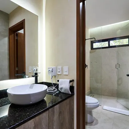 Serene In La Veleta With Private Plunge Pool, Gym, Rooftop Pool And Yoga Lounge