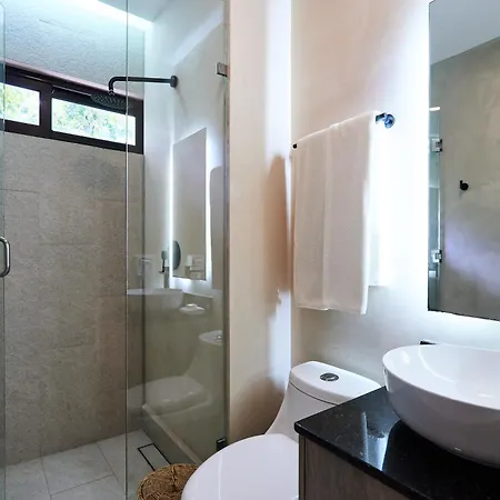 Serene In La Veleta With Private Plunge Pool, Gym, Rooftop Pool And Yoga Lounge Apartment