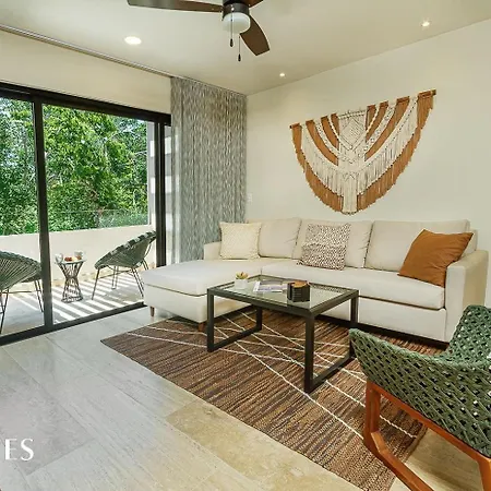 2 Rec. | Roof C/infinity Pool + Jacuzzi | Amplio