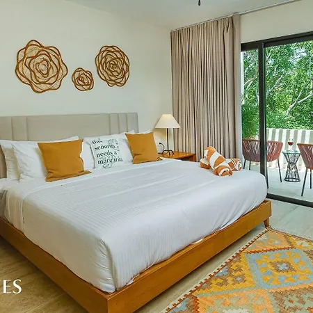 2 Rec. | Roof C/infinity Pool + Jacuzzi | Amplio Apartment